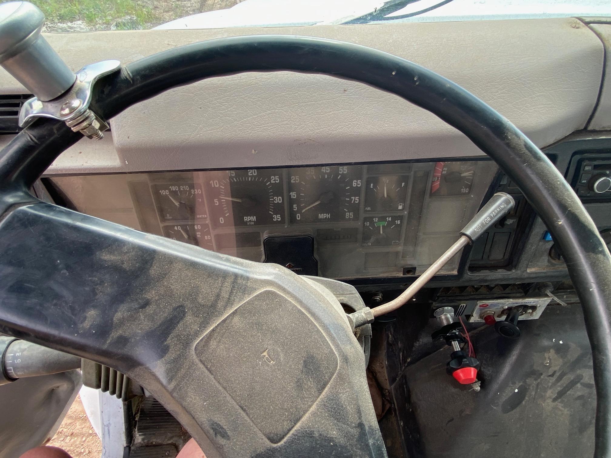 1995 INTERNATIONAL 8100 - Image 12